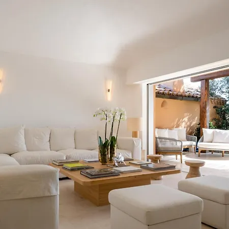 Cala Granu Con Piscina Privata E Vista Mare וילה פורטו צ'רבו